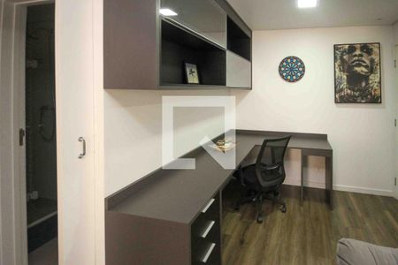 Sala de apartamento à venda com 1 quarto, 38m² em Vila Tolstoi, São Paulo