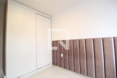 Quarto 1 - Suíte de apartamento para alugar com 2 quartos, 68m² em Jardim Holanda, Uberlândia