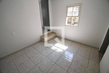 Sala de casa para alugar com 1 quarto, 40m² em Jardim Proença, Campinas