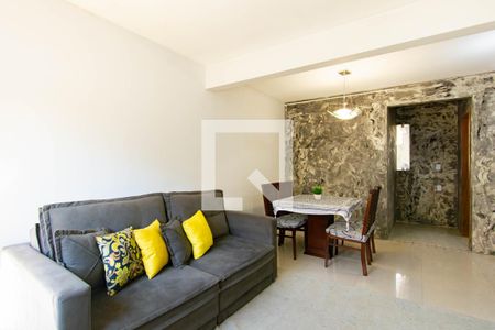 Sala de casa de condomínio à venda com 3 quartos, 100m² em Harmonia, Canoas