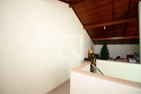 Sótão de casa à venda com 3 quartos, 150m² em Vila Maranduba, Guarulhos