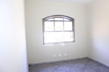 Quarto 1 de casa para alugar com 4 quartos, 400m² em Jardim Vila Galvao, Guarulhos
