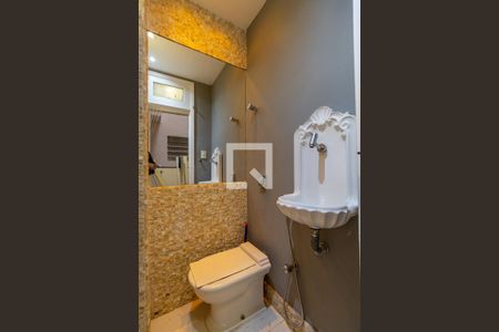 Lavabo de apartamento à venda com 2 quartos, 75m² em Tijuca, Rio de Janeiro