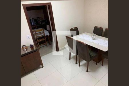 Casa à venda com 3 quartos, 167m² em Vila Carrão, São Paulo