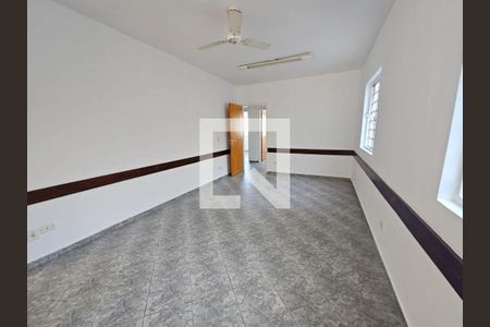 Casa à venda com 4 quartos, 140m² em Jardim Peri Peri, São Paulo