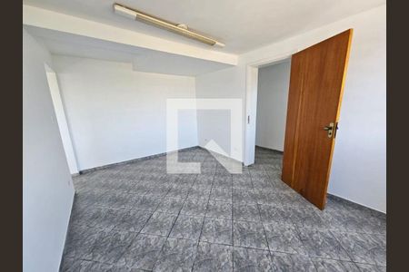 Casa à venda com 4 quartos, 140m² em Jardim Peri Peri, São Paulo