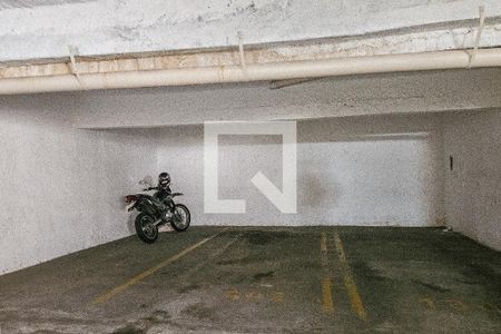 Garagem 2 vagas de apartamento para alugar com 4 quartos, 260m² em Barra Avenida, Salvador