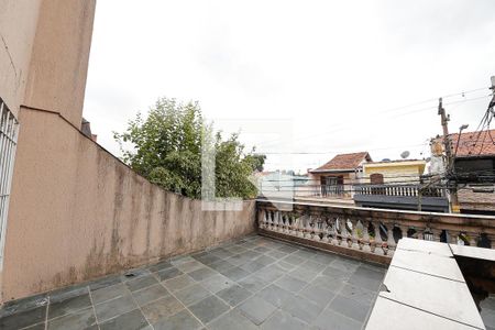Varanda de casa à venda com 4 quartos, 220m² em Jardim Cotiana, São Paulo