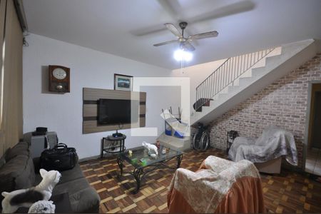 Sala de casa à venda com 3 quartos, 210m² em Vila Medeiros, São Paulo