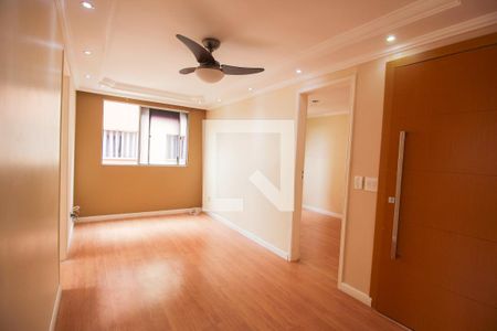 Sala de apartamento para alugar com 3 quartos, 57m² em Super Quadra Morumbi, São Paulo