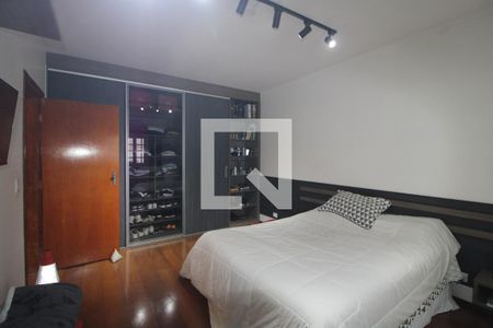 Quarto 1 de casa à venda com 3 quartos, 199m² em Jardim Teresa, São Paulo