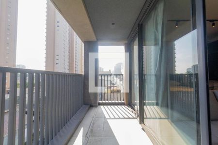 Varanda de kitnet/studio para alugar com 1 quarto, 35m² em Vila Gomes Cardim, São Paulo
