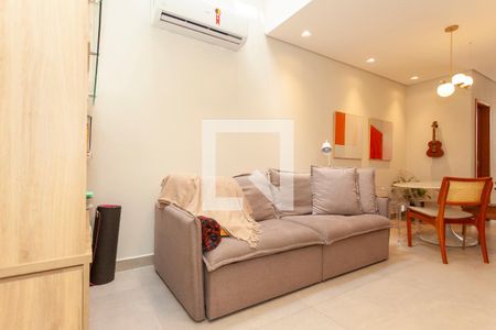 Sala de casa à venda com 3 quartos, 120m² em Jardim Ernestina, São Paulo