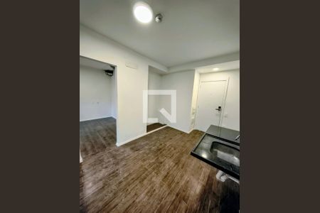 Cozinha de kitnet/studio à venda com 1 quarto, 32m² em Vila Gumercindo, São Paulo