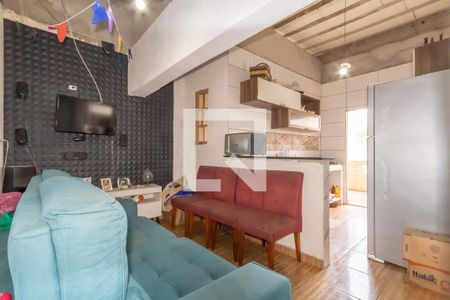 Sala de casa à venda com 5 quartos, 126m² em Novo Osasco, Osasco
