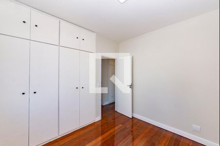 Quarto 1 de apartamento para alugar com 3 quartos, 90m² em Buritis, Belo Horizonte