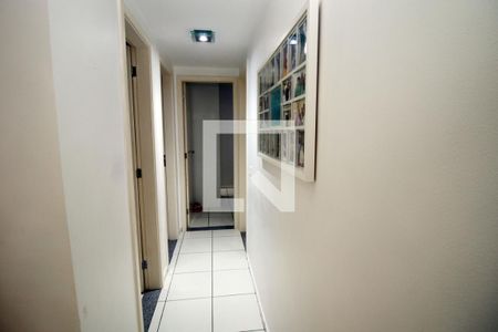 Corredor de apartamento à venda com 3 quartos, 115m² em Vila da Penha, Rio de Janeiro
