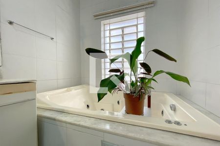 Banheiro da Suíte de casa à venda com 4 quartos, 537m² em Minas Brasil, Belo Horizonte
