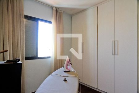 Quarto de apartamento à venda com 2 quartos, 84m² em Santa Teresinha, São Paulo