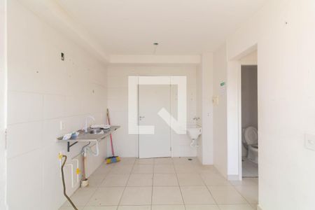 Sala/Cozinha de apartamento à venda com 2 quartos, 33m² em Vila Carmosina, São Paulo