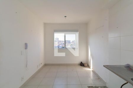 Sala/CozinhaSala/Cozinha de apartamento à venda com 2 quartos, 33m² em Vila Carmosina, São Paulo