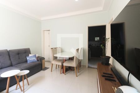 Sala de casa de condomínio à venda com 3 quartos, 110m² em Vila Carrão, São Paulo