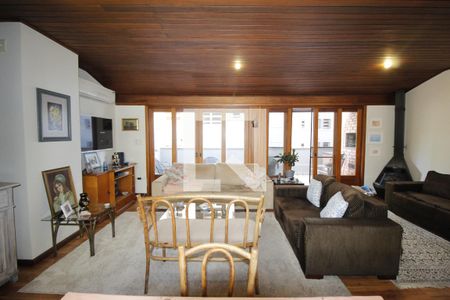 Sala  de apartamento à venda com 3 quartos, 135m² em Moinhos de Vento, Porto Alegre