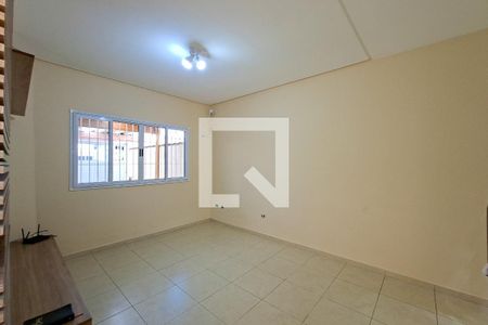 Sala de casa para alugar com 4 quartos, 230m² em Guilhermina, Praia Grande