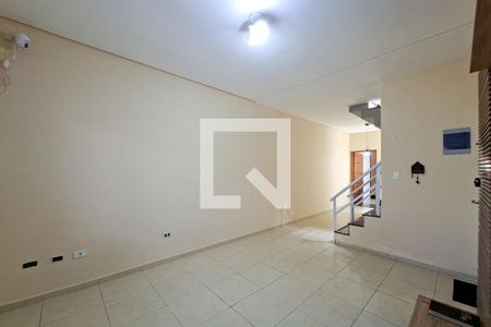 Sala de casa para alugar com 4 quartos, 230m² em Guilhermina, Praia Grande