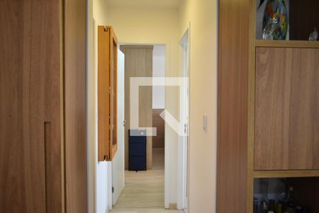 Corredor de apartamento à venda com 2 quartos, 55m² em Vila Clementino, São Paulo