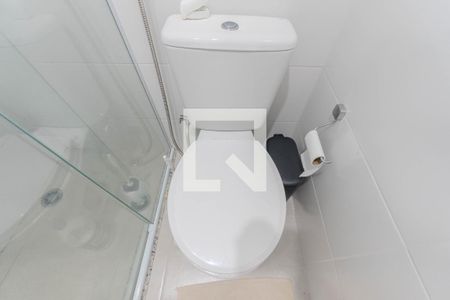 Banheiro de kitnet/studio para alugar com 1 quarto, 17m² em Bela Vista, São Paulo