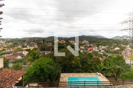 Vista da Sala de casa de condomínio para alugar com 4 quartos, 700m² em Pendotiba, Niterói