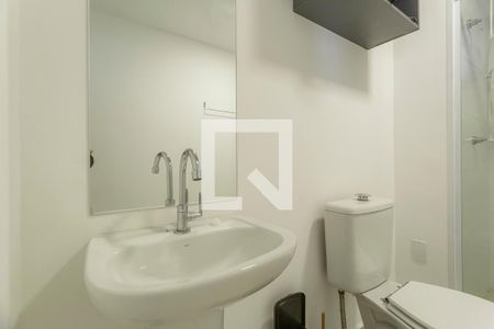 Banheiro de kitnet/studio à venda com 1 quarto, 30m² em Indianópolis, São Paulo