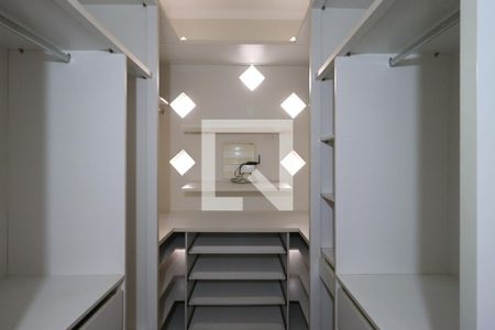 Closet da suíte de casa para alugar com 4 quartos, 450m² em Residencial E Comercial Palmares, Ribeirão Preto