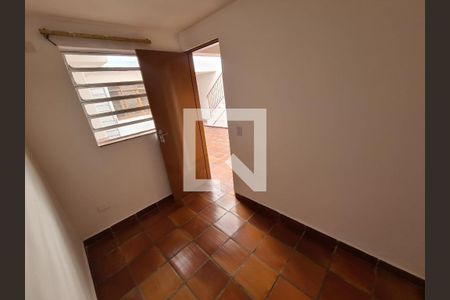 Casa à venda com 5 quartos, 230m² em Vila Cordeiro, São Paulo