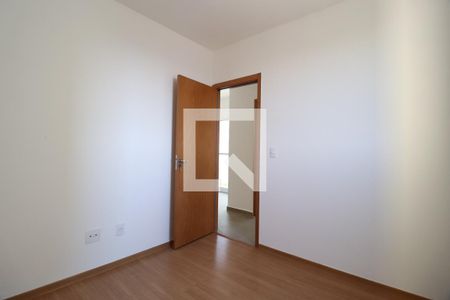 Quarto  de apartamento para alugar com 2 quartos, 44m² em Morada da Colina, Uberlândia