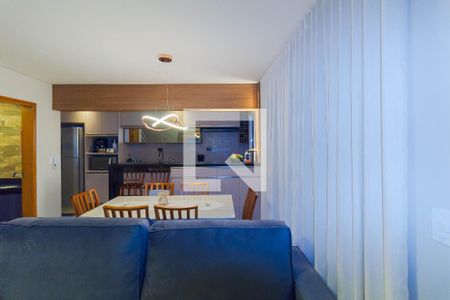 Sala de casa à venda com 2 quartos, 96m² em Parque São Lucas, São Paulo