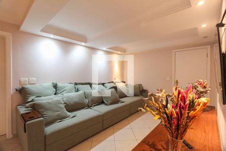 Sala de TV de apartamento à venda com 4 quartos, 240m² em Água Rasa, São Paulo