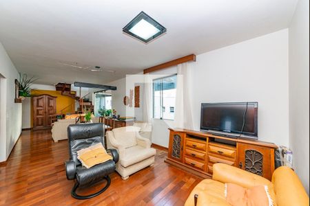 Sala 1 de apartamento à venda com 2 quartos, 320m² em Buritis, Belo Horizonte