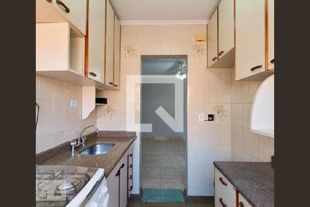 Banheiro de apartamento à venda com 2 quartos, 52m² em Jardim Valeria, Guarulhos