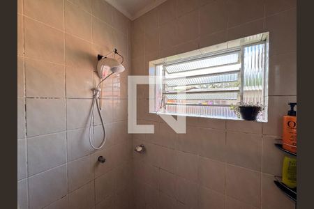 Banheiro de casa à venda com 2 quartos, 100m² em Pinheiro, São Leopoldo