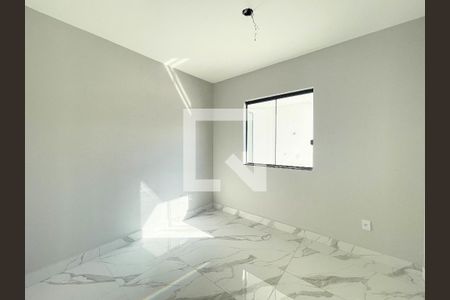 Quarto 1 de casa à venda com 3 quartos, 130m² em Sinimbu, Belo Horizonte