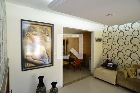 Sala de casa à venda com 4 quartos, 350m² em Barra da Tijuca, Rio de Janeiro