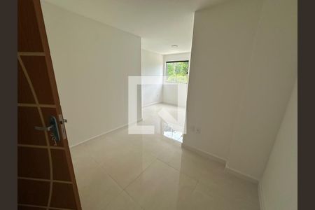 Casa à venda com 2 quartos, 92m² em Vargem Grande, Rio de Janeiro