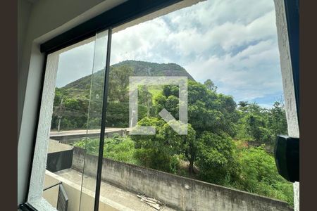 Casa à venda com 2 quartos, 92m² em Vargem Grande, Rio de Janeiro