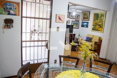 Casa à venda com 4 quartos, 217m² em Penha, Rio de Janeiro