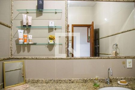 Casa à venda com 4 quartos, 217m² em Penha, Rio de Janeiro