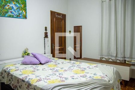 Casa à venda com 4 quartos, 217m² em Penha, Rio de Janeiro