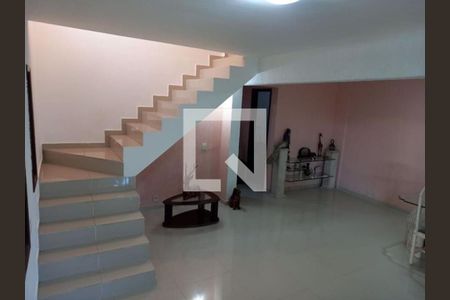 Casa à venda com 3 quartos, 320m² em Vargem Pequena, Rio de Janeiro