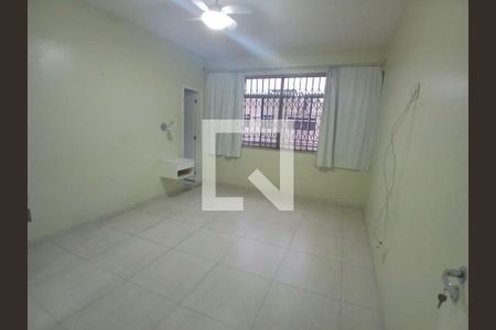 Casa à venda com 4 quartos, 259m² em Olaria, Rio de Janeiro